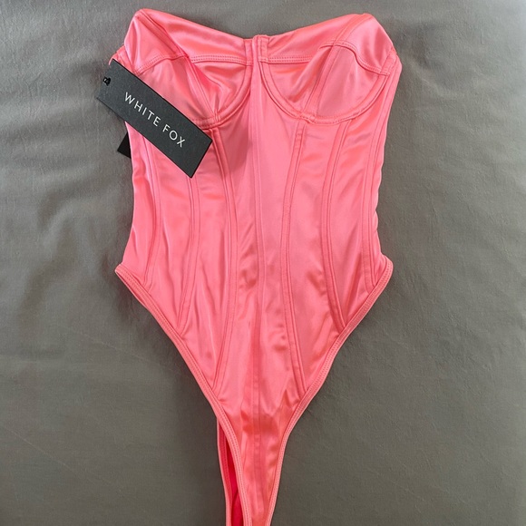 NWT WhiteFox Pink Bodysuit - Picture 4 of 4